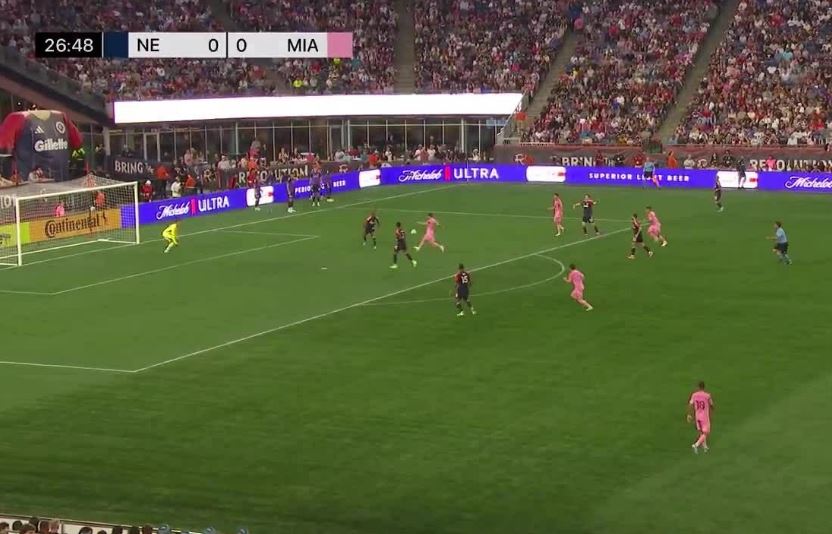 Ý nghĩa chi tiết tình huống Messi lập cú đúp